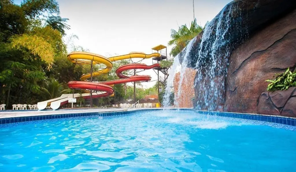 Suite Golden Dolphin Piscinas 24H Caldas Novas 0*,