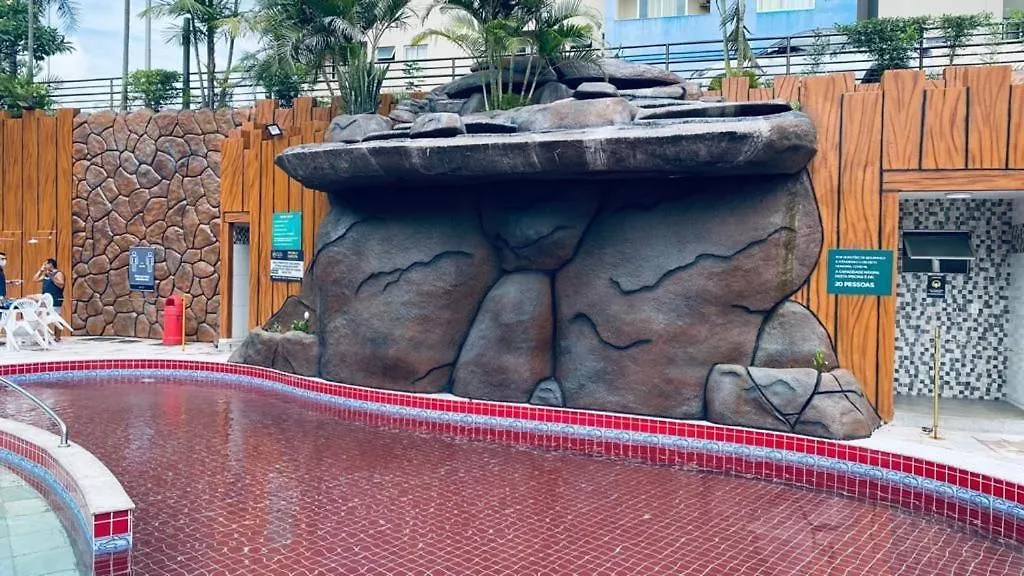 Suite Golden Dolphin Piscinas 24H Caldas Novas