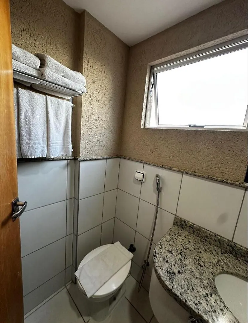Suite Golden Dolphin Piscinas 24H Caldas Novas Brezilya